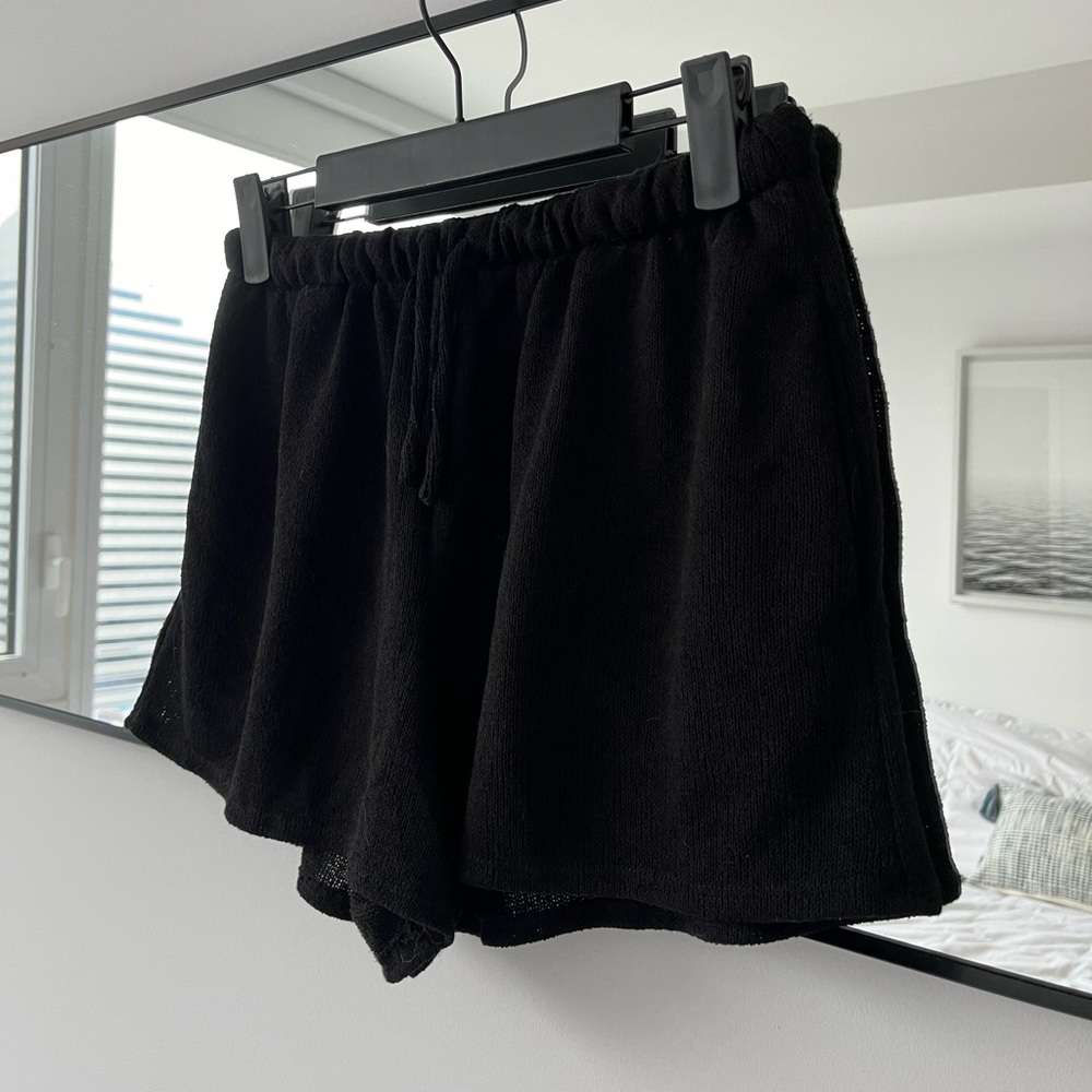 Zara Black Knit Drawstring Lounge Shorts - Size Small